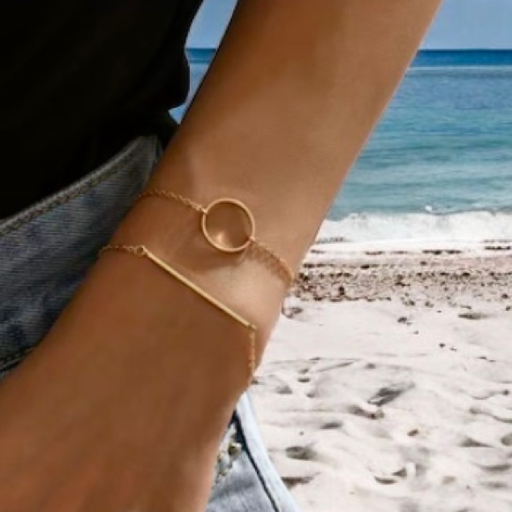 Anthropologie Dainty Minimalist 2 Piece Gold Bracelet Set adjusts 7-9” nwt ✅ - Picture 2 of 4